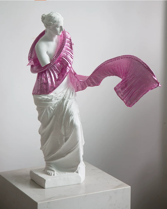 Velvet Ribbon Venus Art Statue